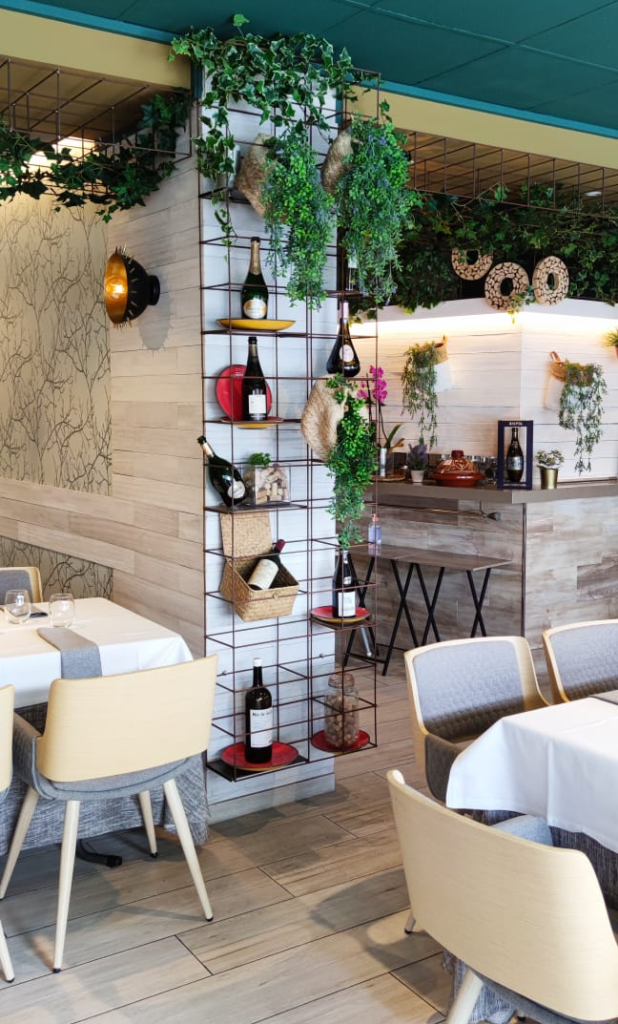 Sala interior de MADE Restaurante en Villajoyosa